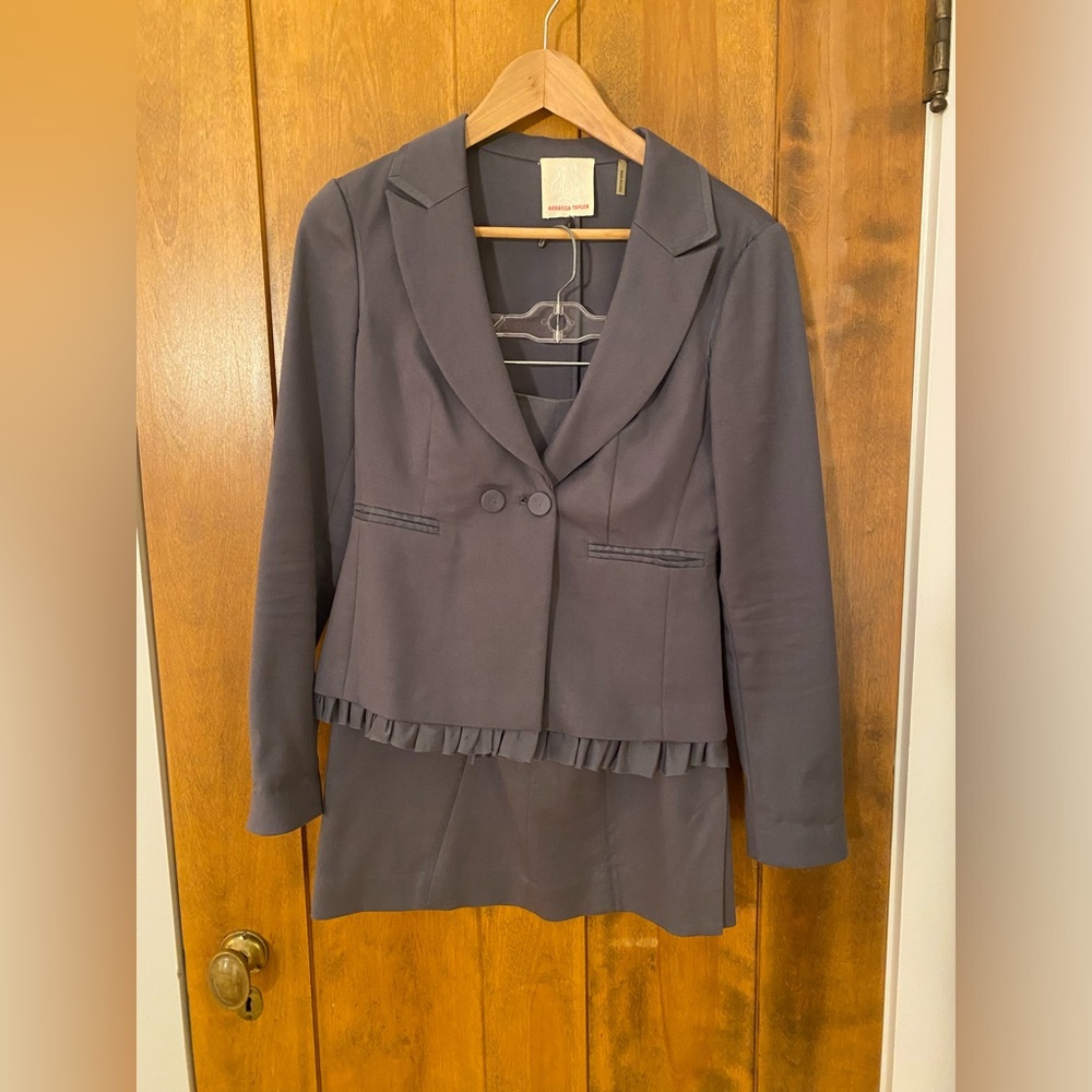 Rebecca Taylor Women’s grey suit with ruffle detail